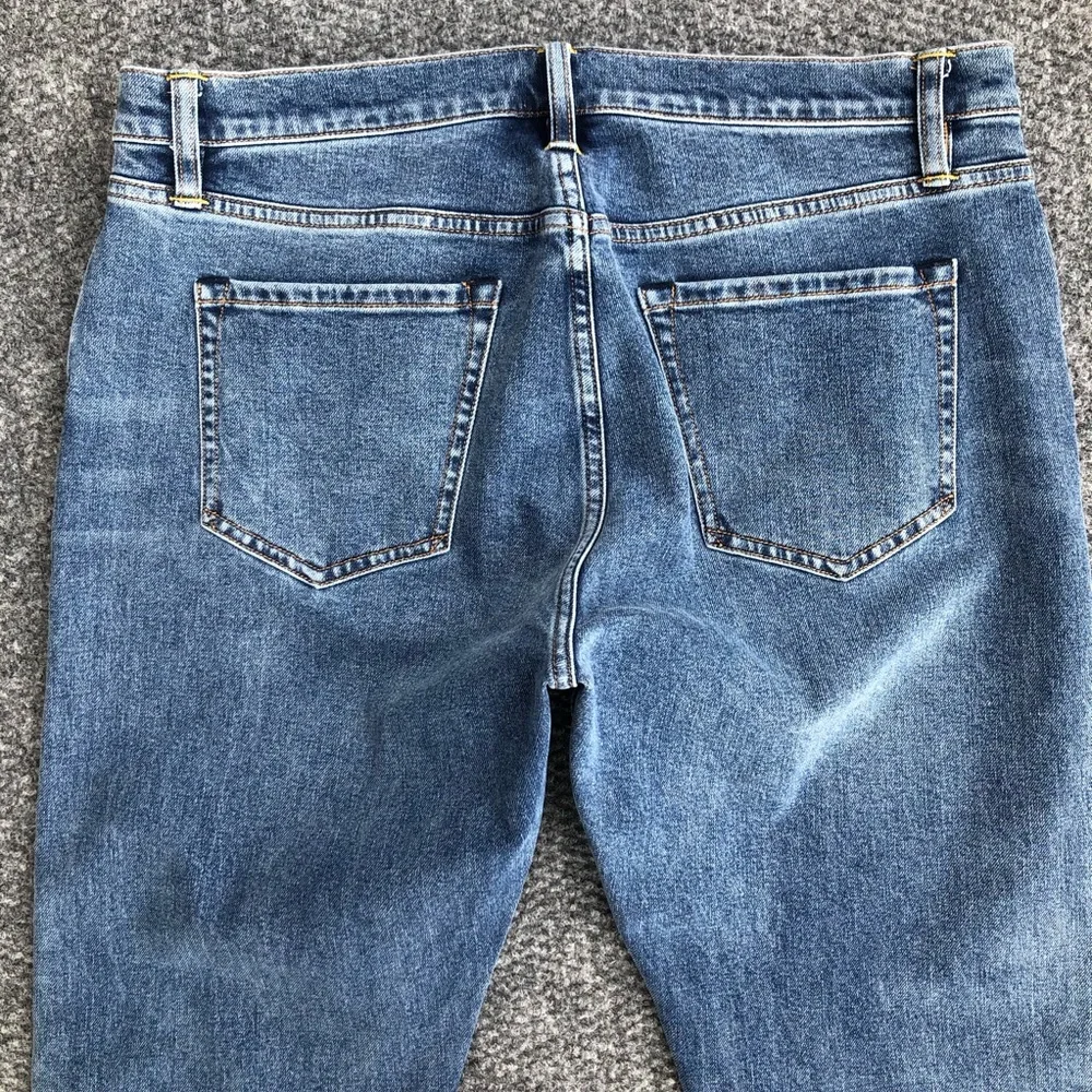 Flint and Tinder slim fit five pocket jean size 34x32